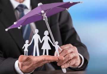 How to Select the Best Life Insurance Policy for Your Family’s Future?